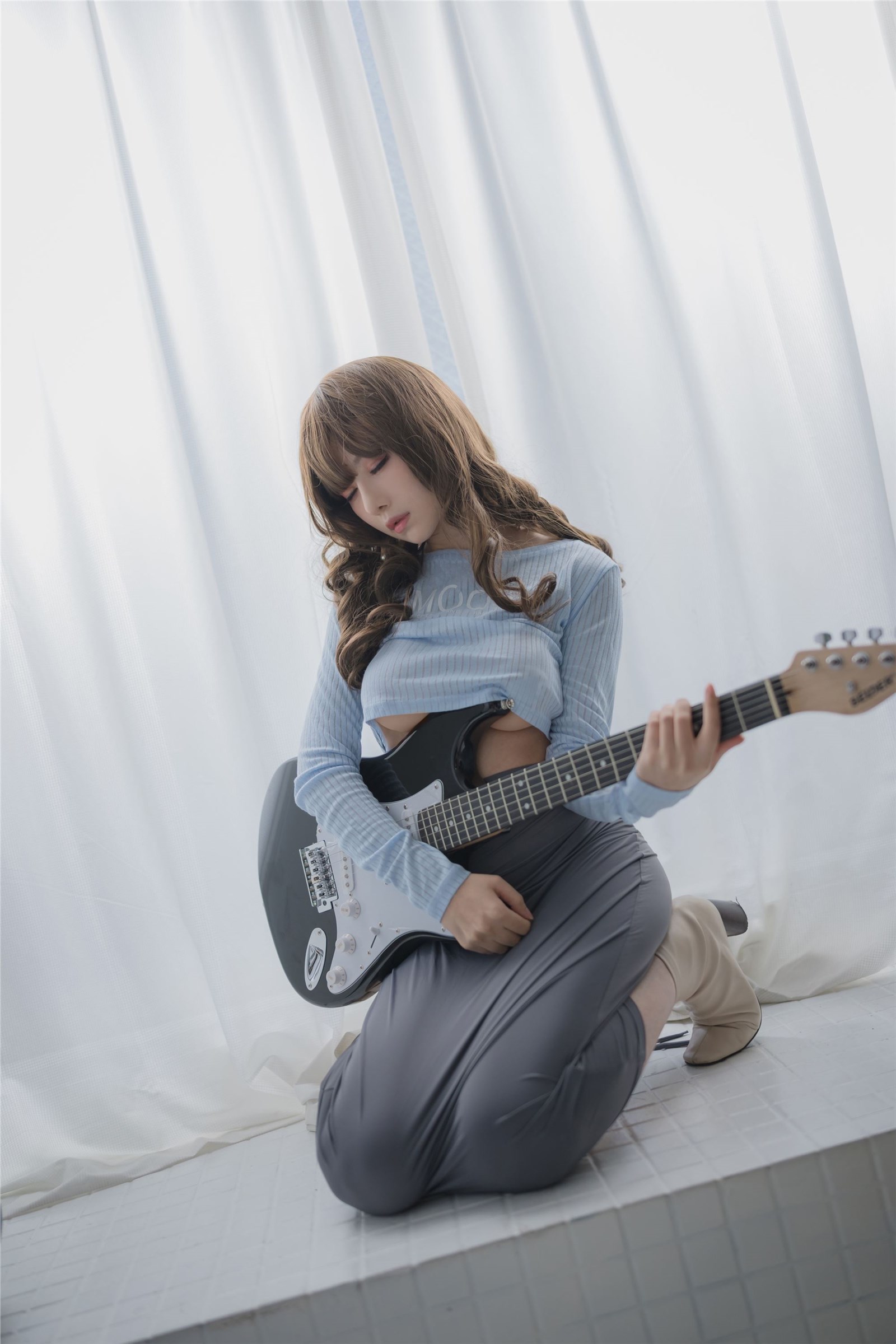 Shika - NO.76 Guitar sister(10)